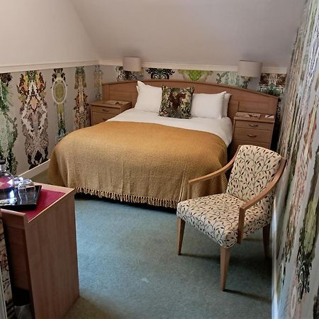 Stage House Bed & Breakfast Glenfinnan Exterior foto